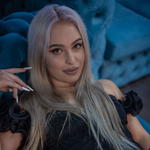 biateenblonde