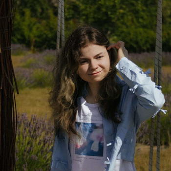 tinaredly's profile image