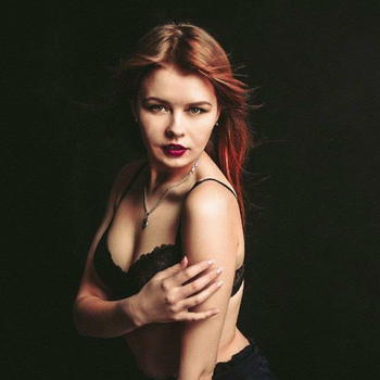 reddoll's profile image